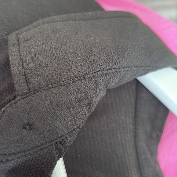 Lululemon Men's Black Polo large - Picture 10 of 10